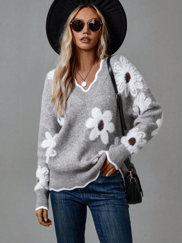 Livia – Soft Jumper with Floral Pattern