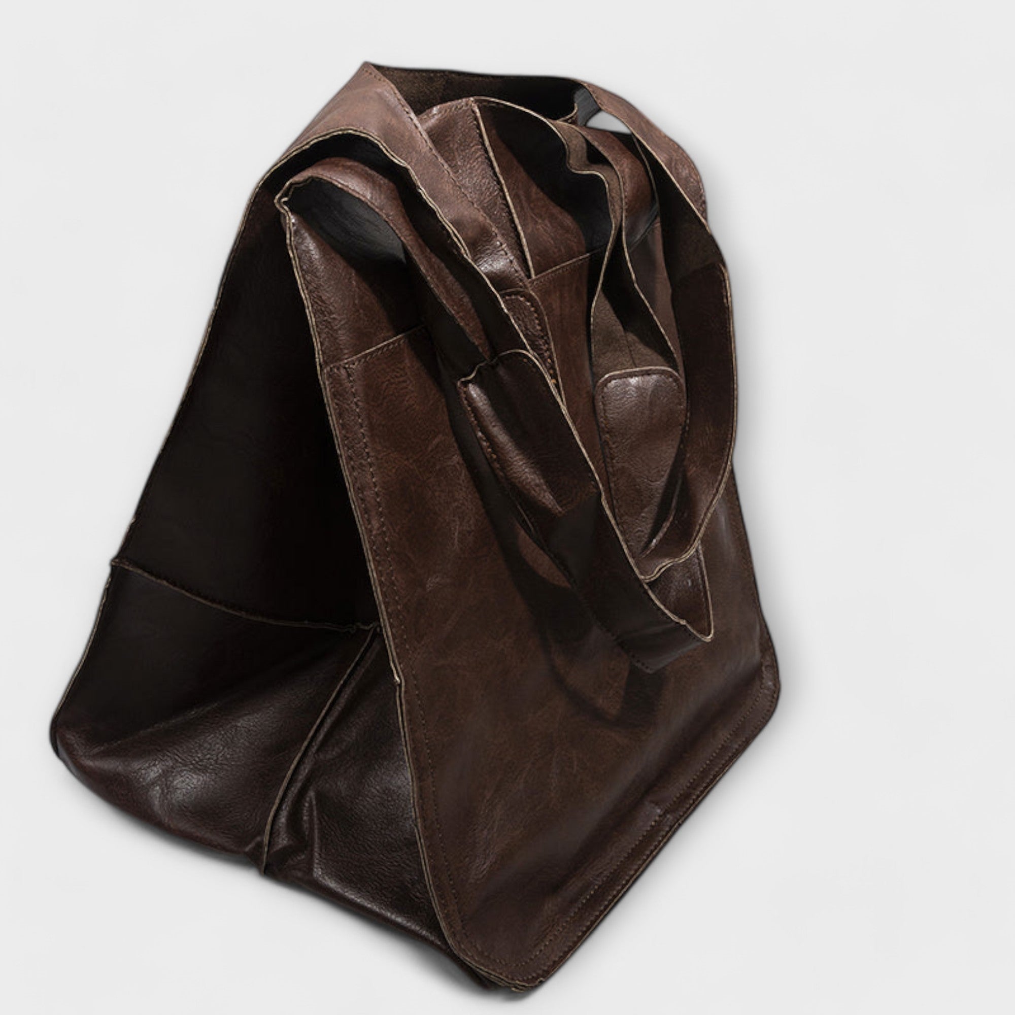 Lora. - Oversized Weekender Bag