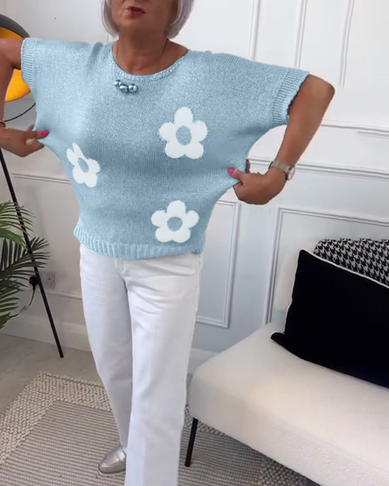Daisy – Knitted Jumper with Floral Detail