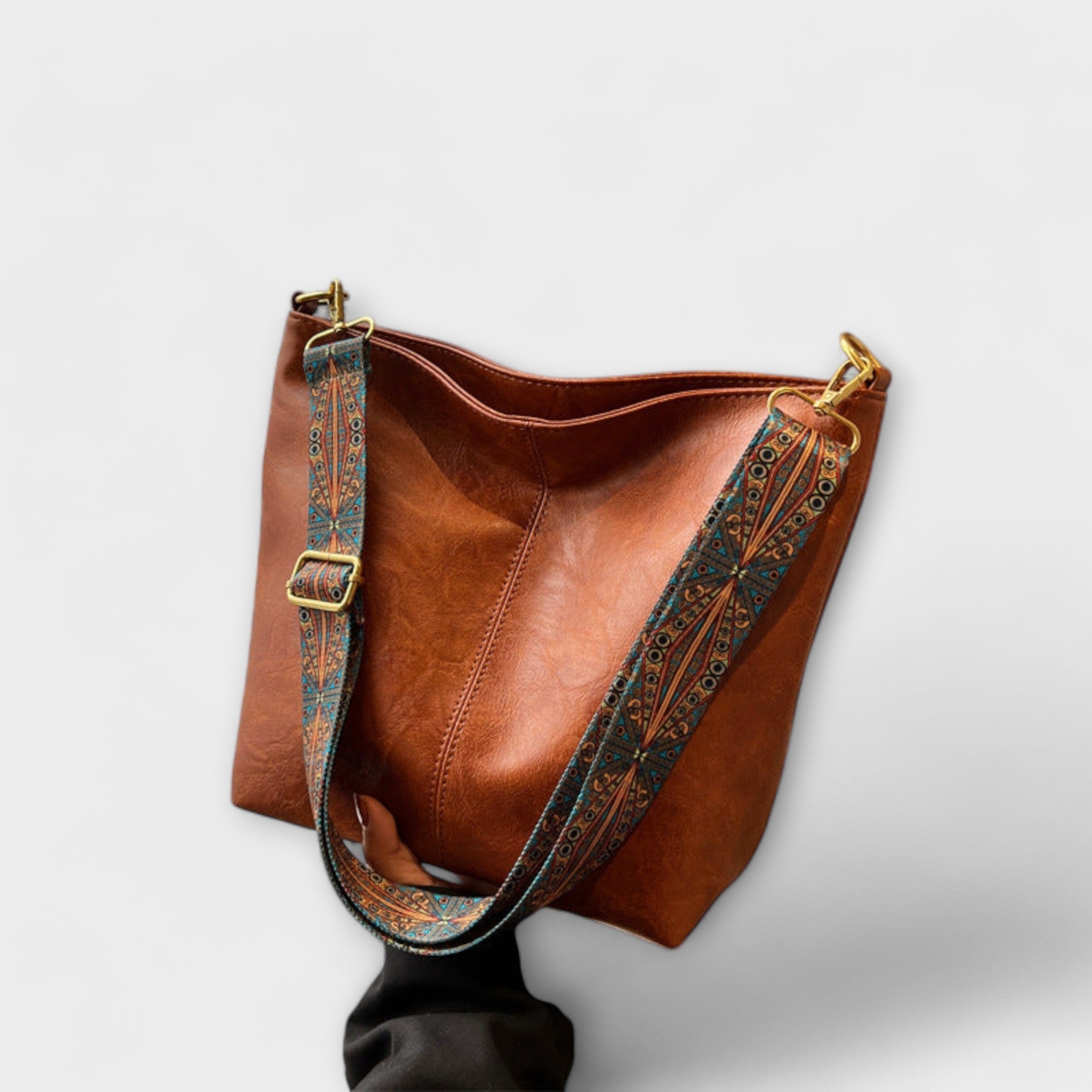 Lora. - Elegant Vintage Handbag
