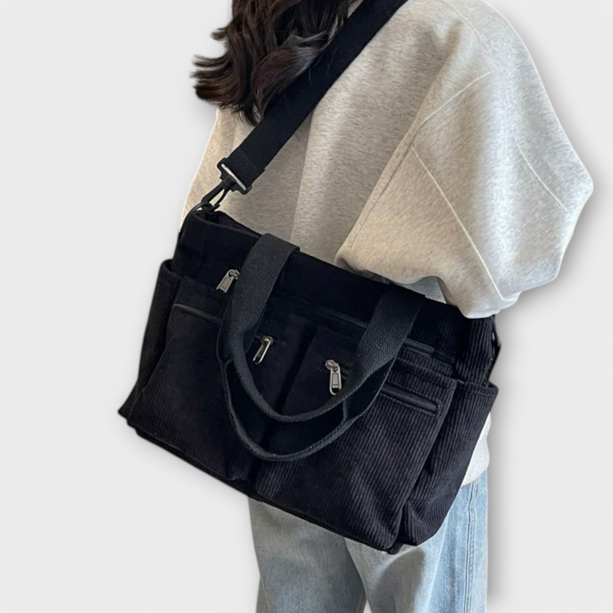 Lora. - Tote Bag