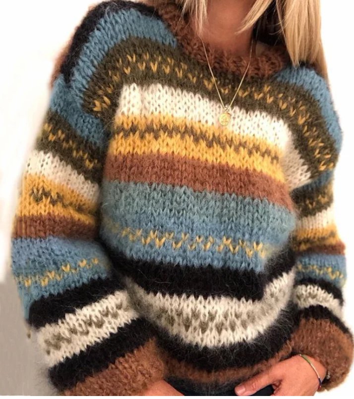 Priya – Warm knitted sweater with stripes