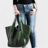 Lora. - Oversized Weekender Bag