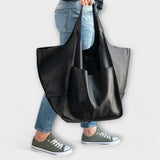 Lora. - Oversized Weekender Bag