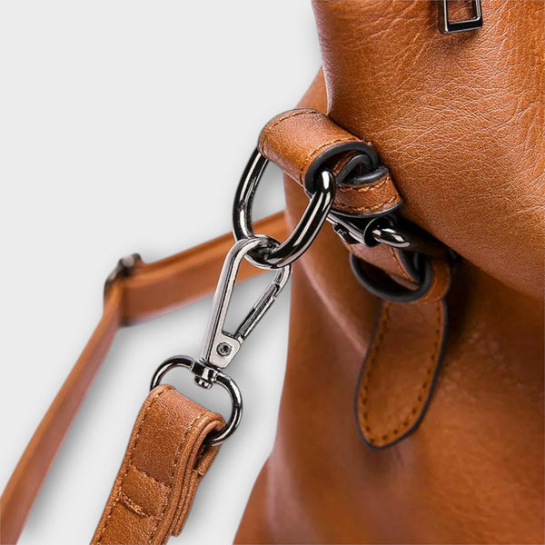 Lora. – Elegant Shoulder Bag