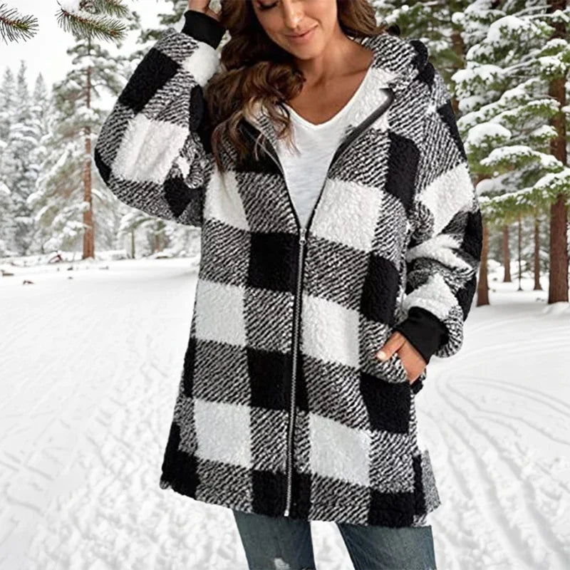 Lily – Soft fleece jacket with check pattern