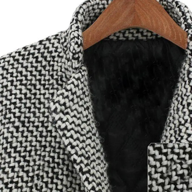 Sane – Classic coat with textured pattern