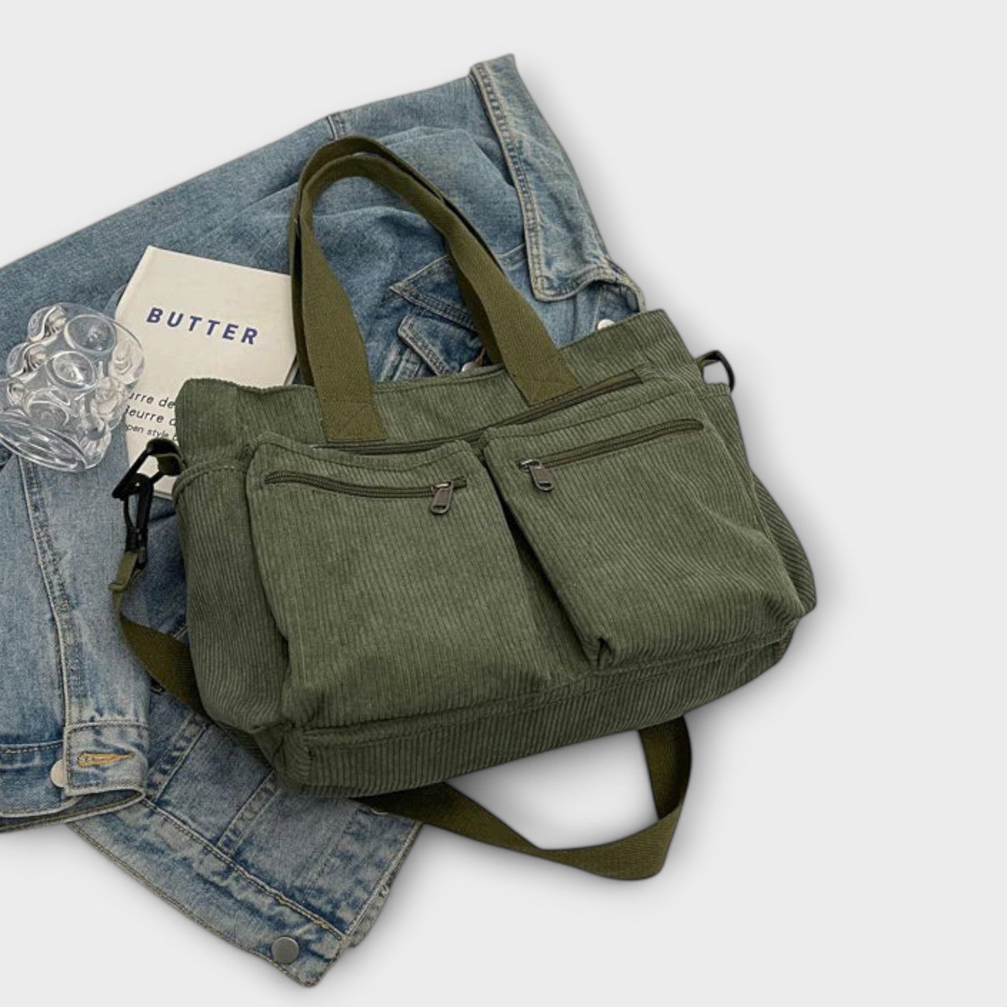 Lora. - Tote Bag