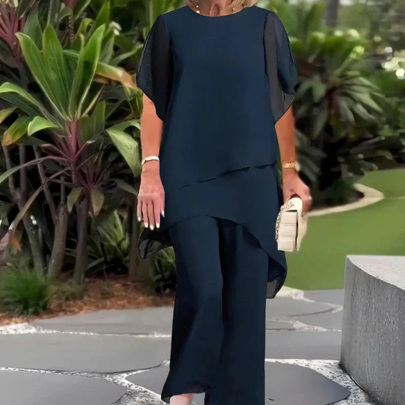 Tessa – Set with top and matching trousers